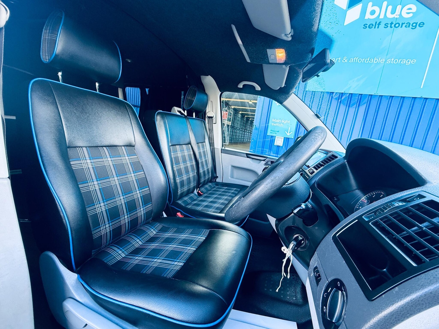 Used Volkswagen Transporter 2015 for sale - 77883254: Photo 24