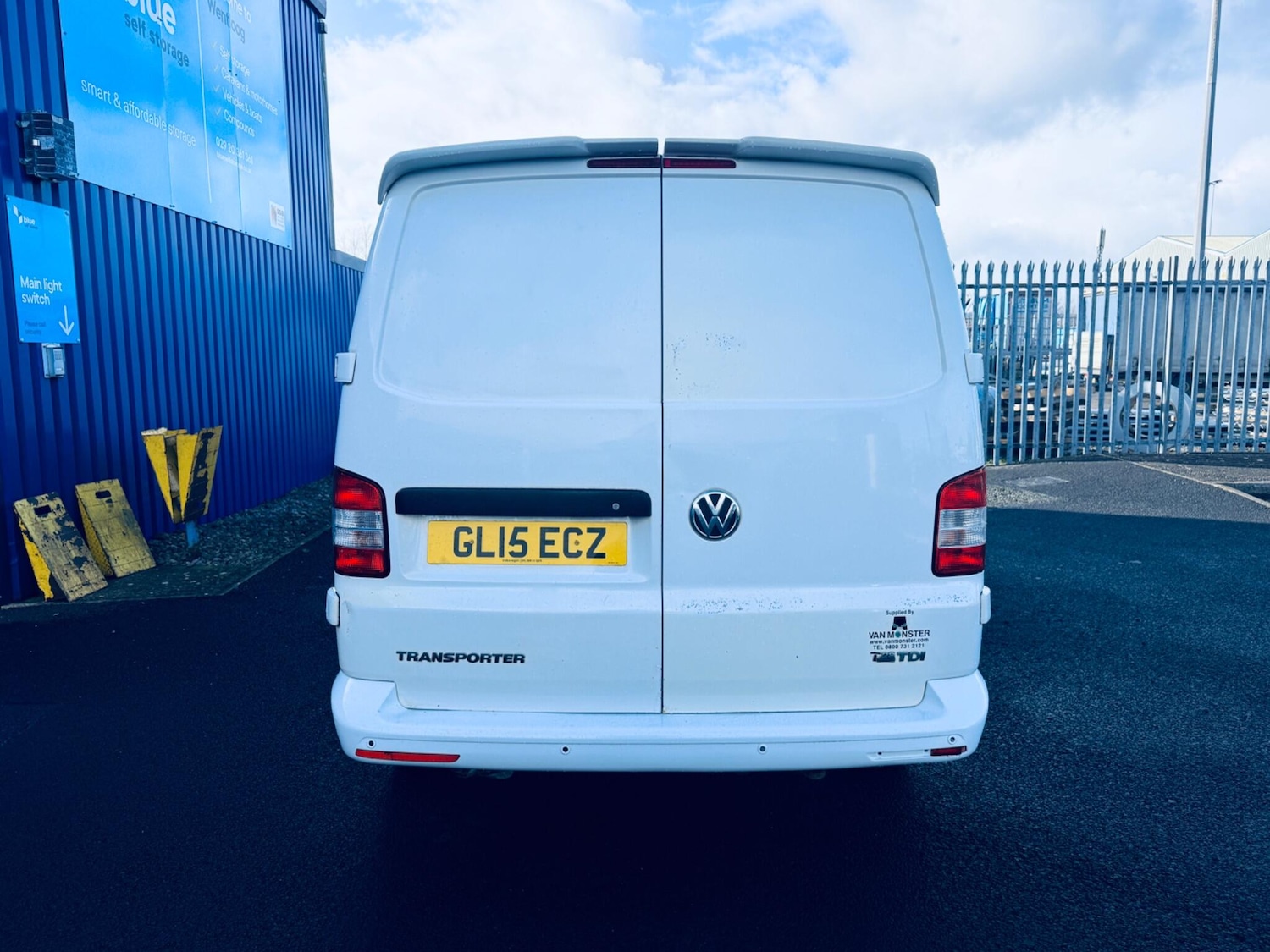 Used Volkswagen Transporter 2015 for sale - 77883254: Photo 9