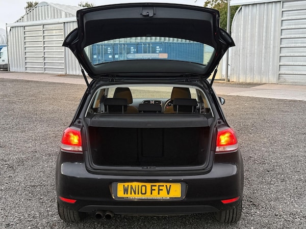 Used Volkswagen Golf 2010 for sale - 76327275: Photo 11