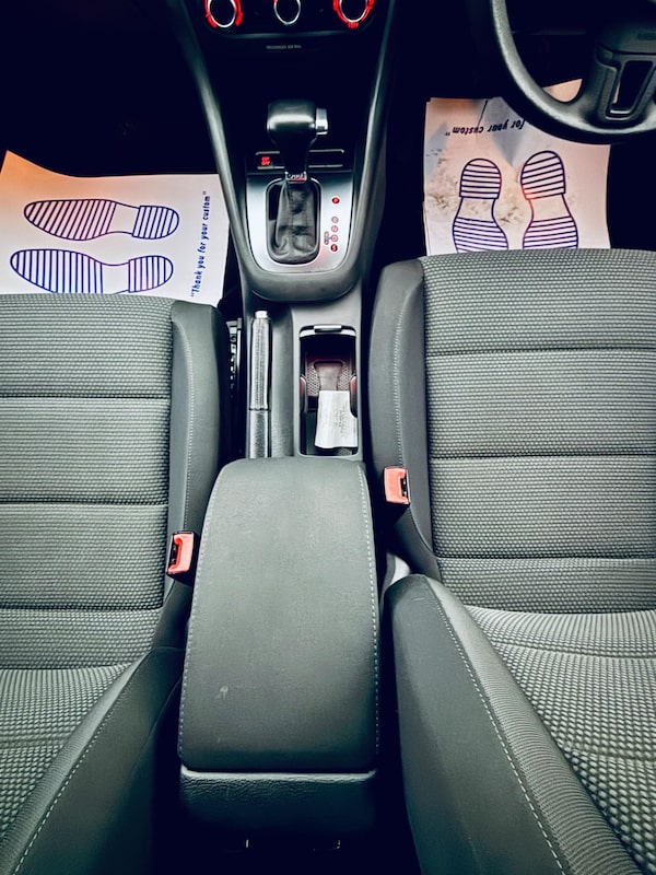 Used Volkswagen Golf 2010 for sale - 76327275: Photo 19