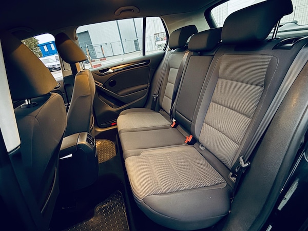Used Volkswagen Golf 2010 for sale - 76327275: Photo 25