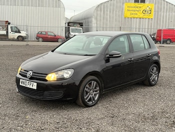 Used Volkswagen Golf 2010 for sale - 76327275: Photo 4