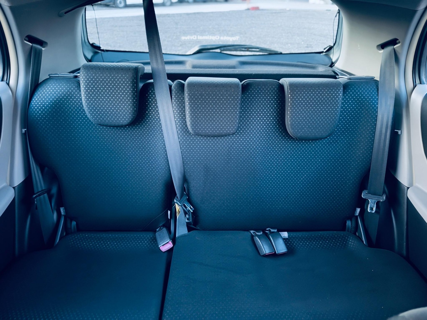 Used Toyota Yaris 2010 for sale - 76645937: Photo 27