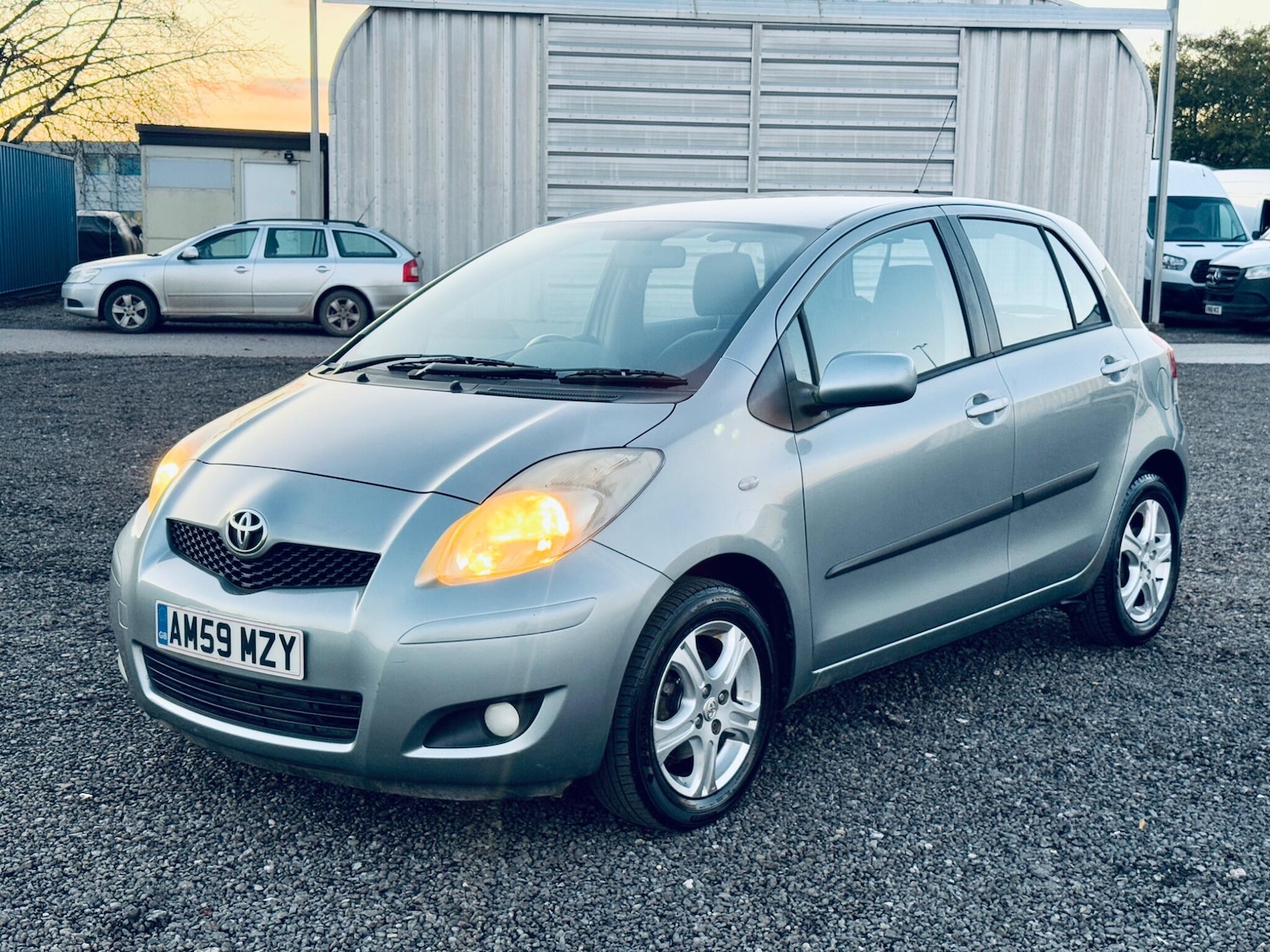 Used Toyota Yaris 2010 for sale - 76645937: Photo 4