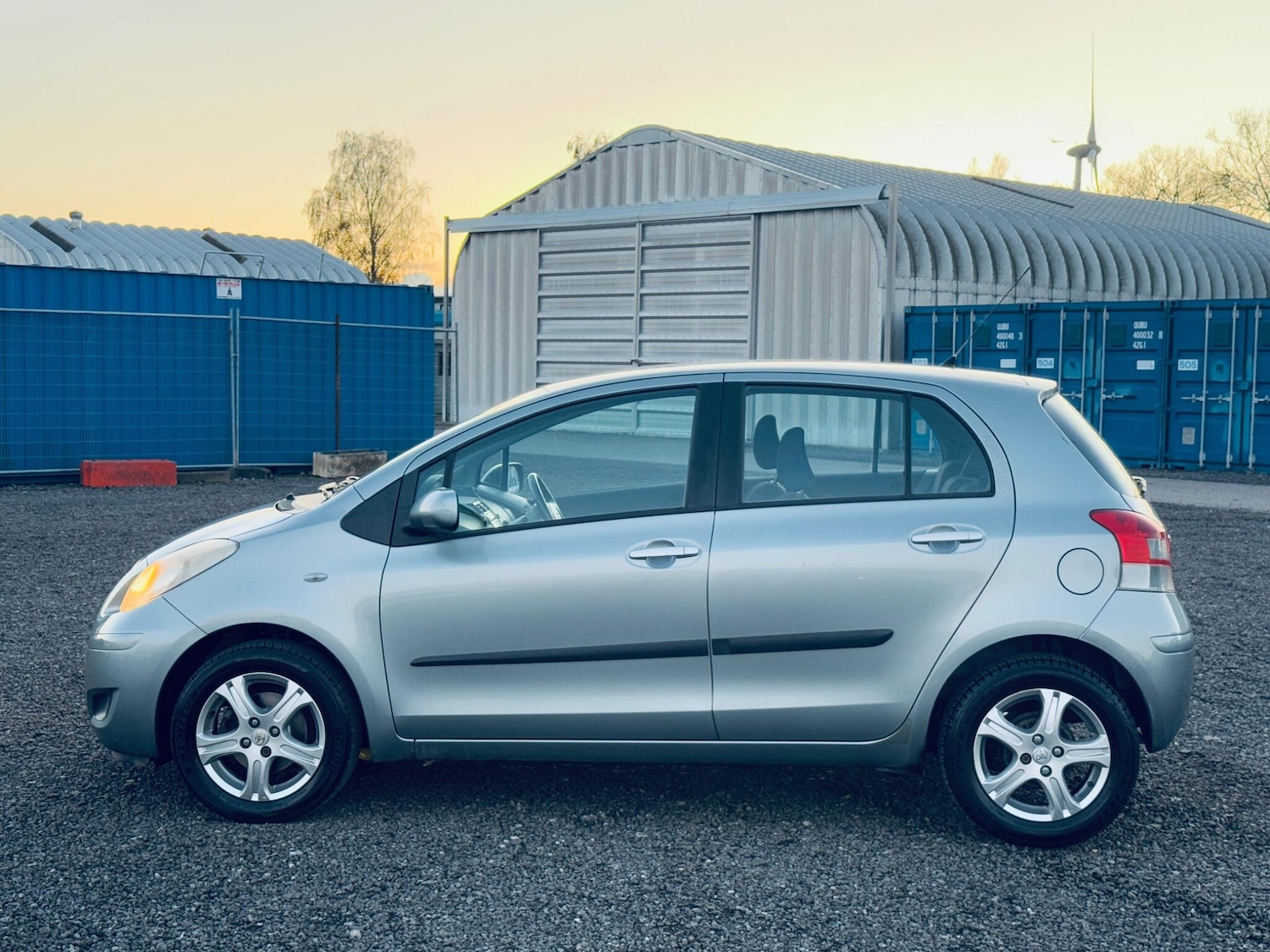 Used Toyota Yaris 2010 for sale - 76645937: Photo 6
