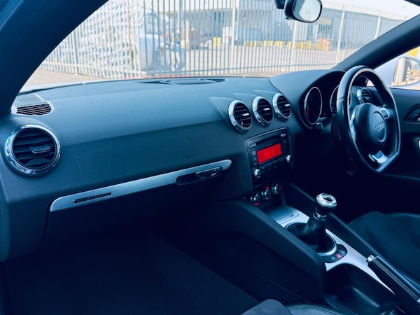 Used Audi TT 2009 for sale - 75658665: Photo 14