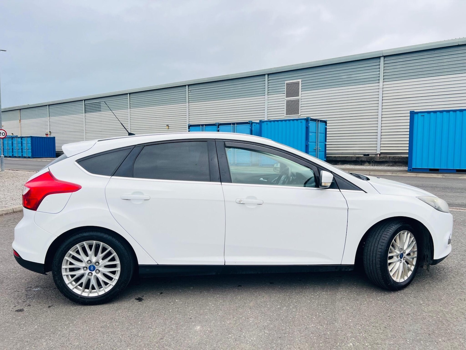 Used Ford Focus 2011 for sale - 78006657: Photo 6