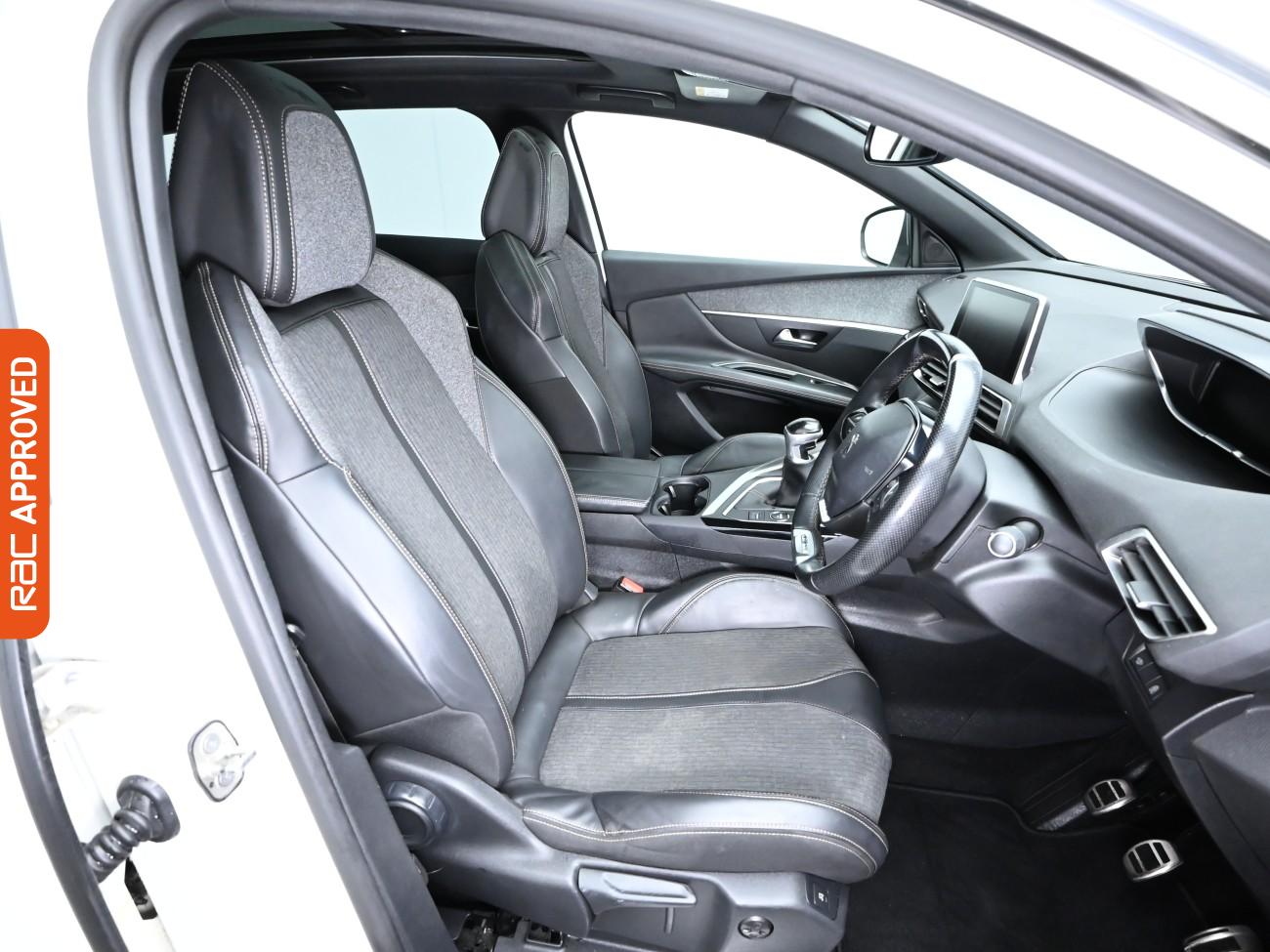 Used Peugeot 3008 2018 for sale - 76298728: Photo 12