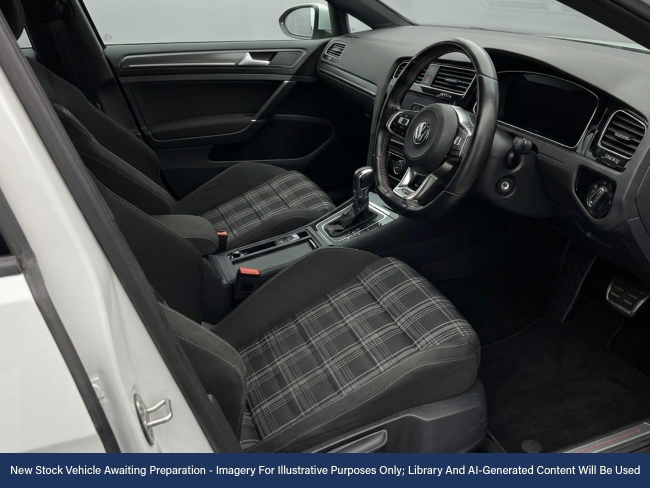 Used Volkswagen Golf 2017 for sale - 77527280: Photo 3