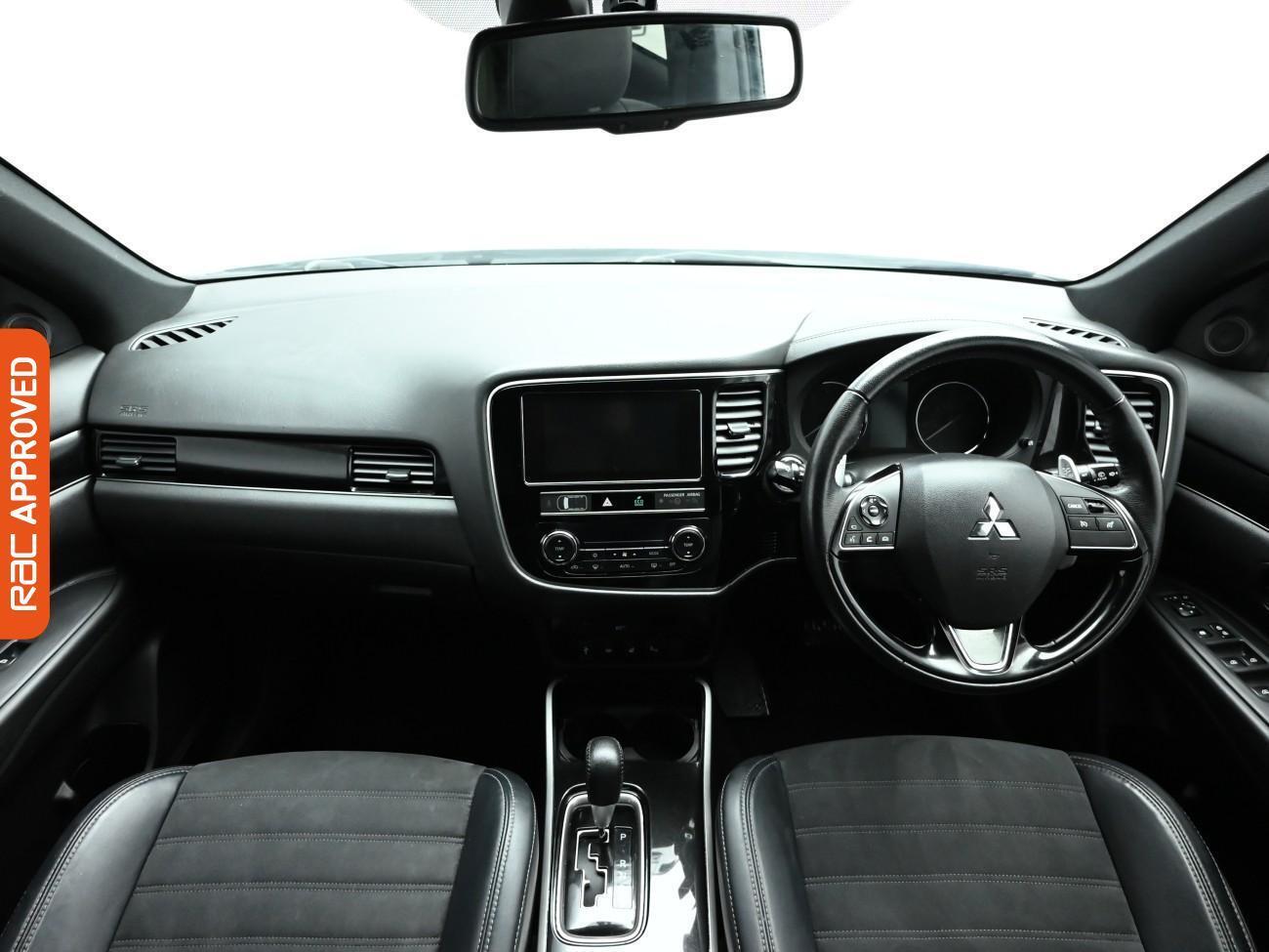 Used Mitsubishi Outlander 2019 for sale - 78092105: Photo 2