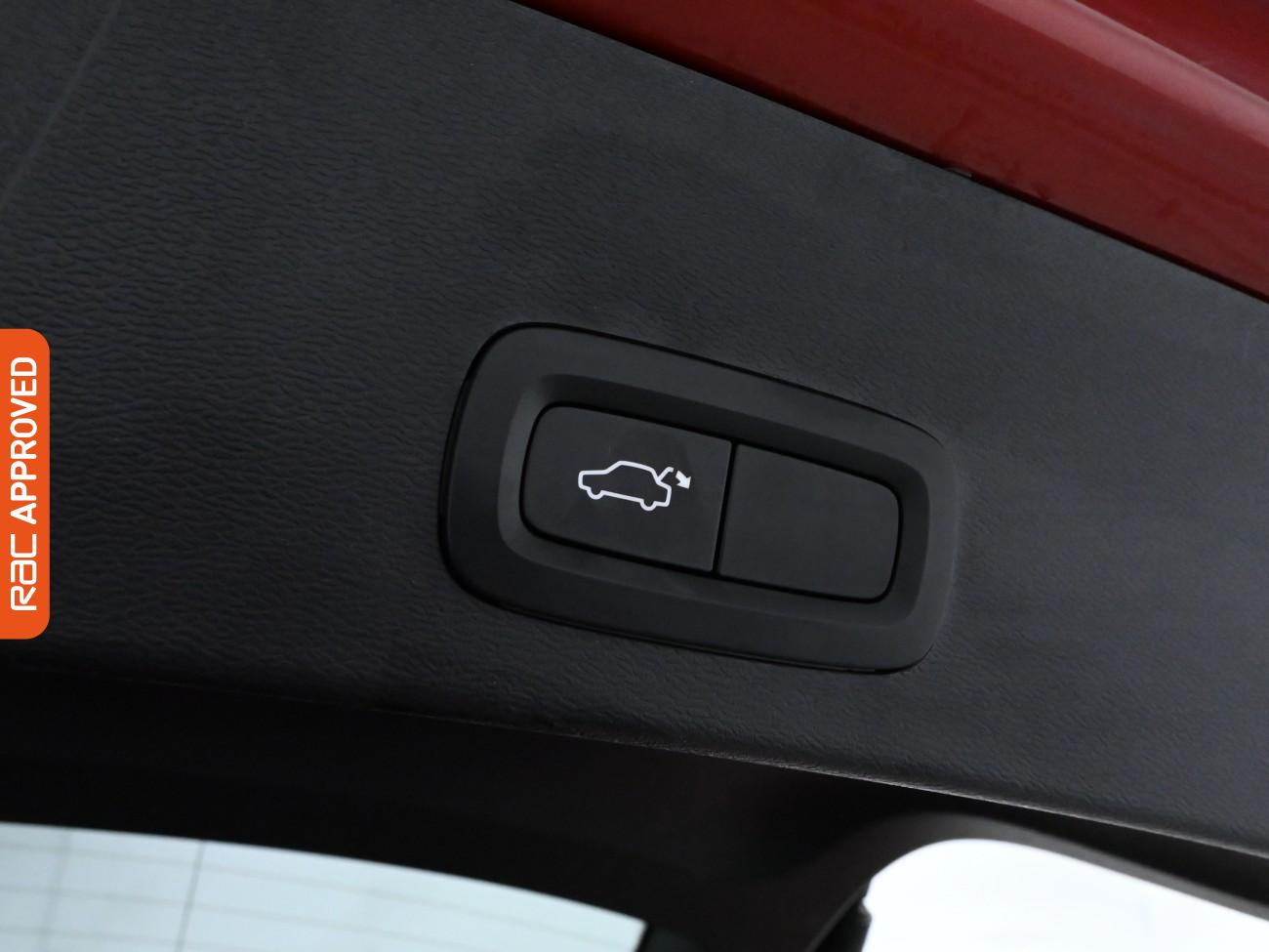 Used Volvo XC40 2018 for sale - 76316317: Photo 27