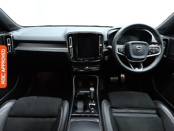 Used Volvo XC40 2018 for sale - 76316317: Photo