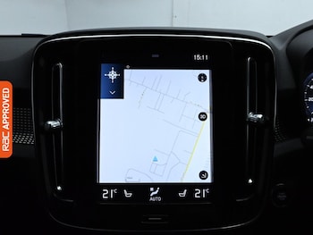 Used Volvo XC40 2018 for sale - 76316317: Photo