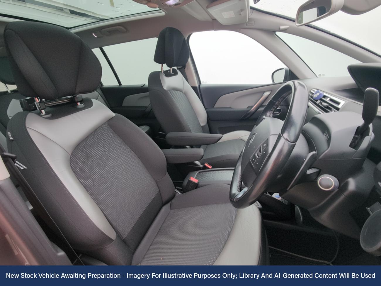 Used Citroen C4 Grand Picasso 2018 for sale - 76581683: Photo 3