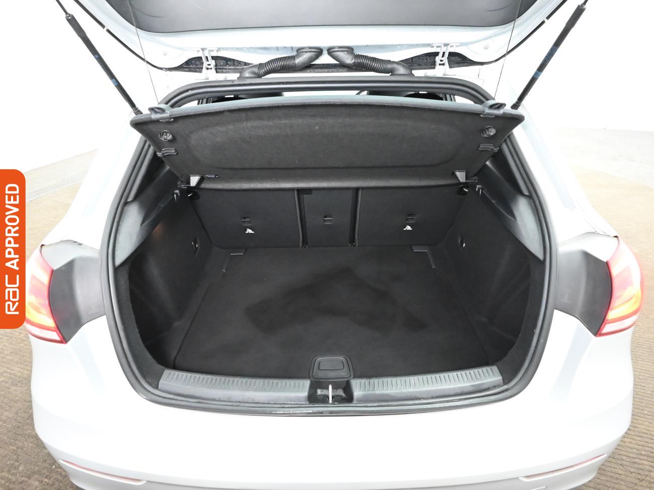 Used Mercedes-Benz A-Class 2019 for sale - 76890130: Photo 24