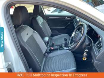 Used Volkswagen T-Roc 2018 for sale - 75083894: Photo