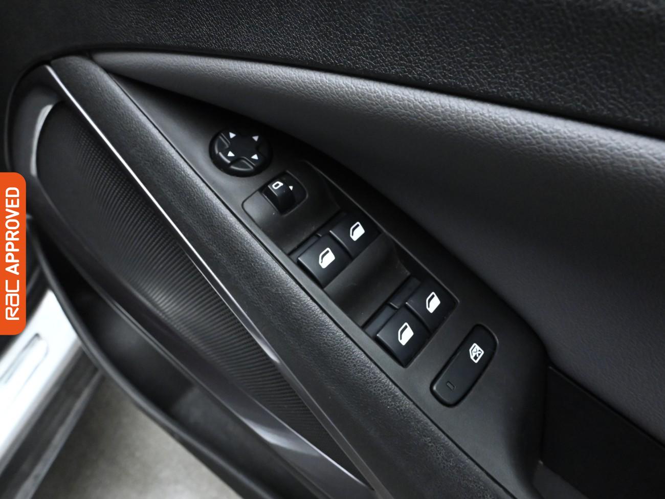 Used Vauxhall Crossland X 2018 for sale - 76445549: Photo 24