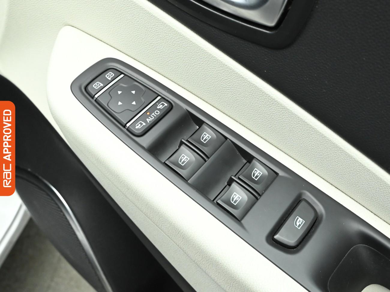 Used Renault Captur 2019 for sale - 76957954: Photo 24