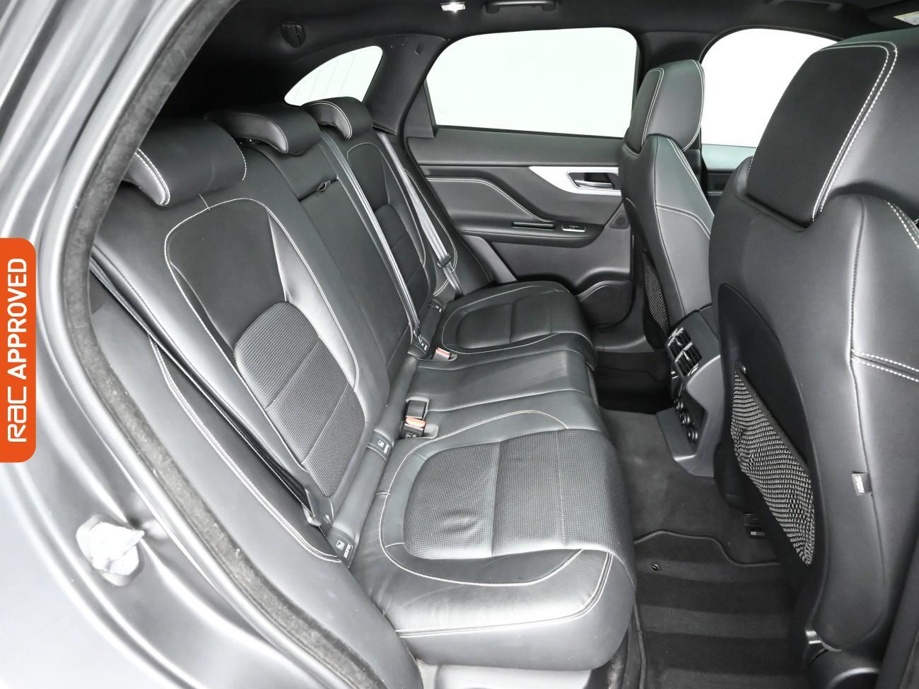 Used Jaguar F-Pace 2018 for sale - 76919402: Photo 13