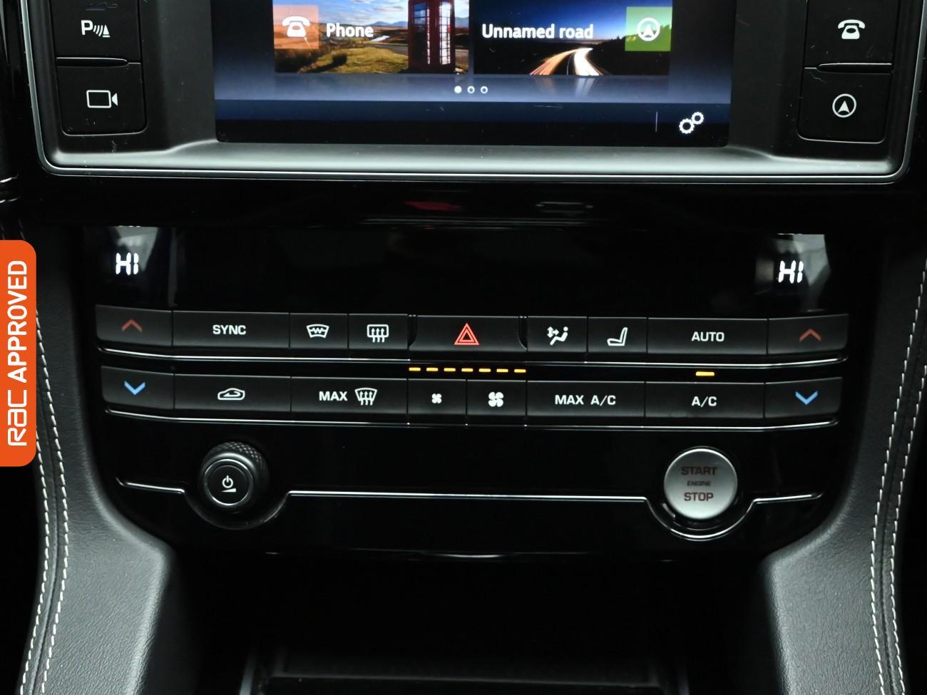 Used Jaguar F-Pace 2018 for sale - 76919402: Photo 21