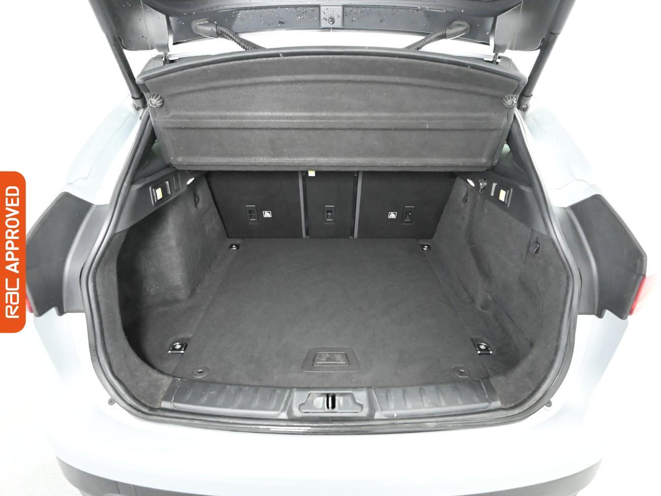 Used Jaguar F-Pace 2018 for sale - 76919402: Photo 28