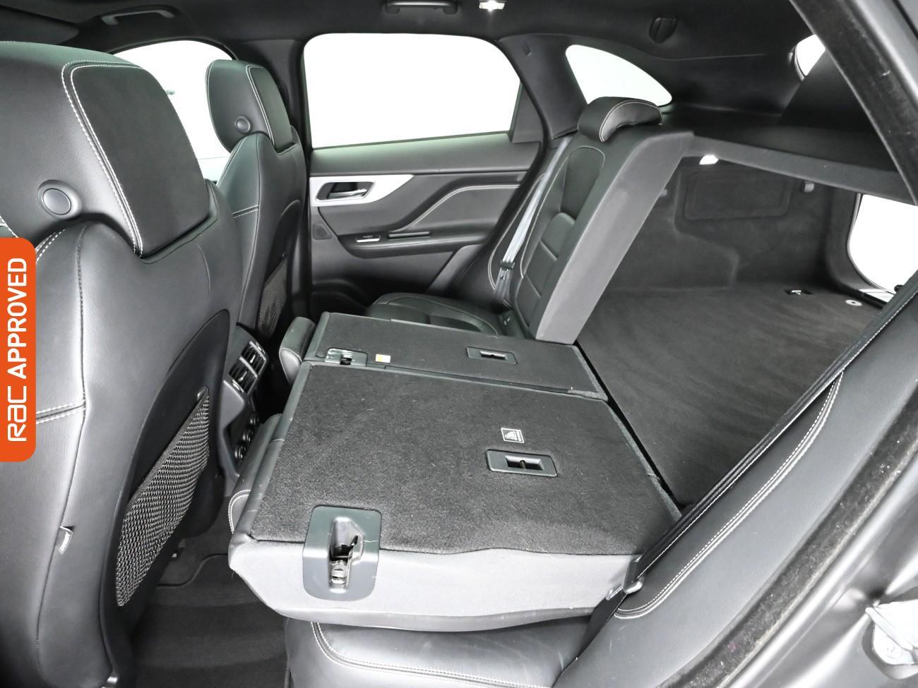 Used Jaguar F-Pace 2018 for sale - 76919402: Photo 29