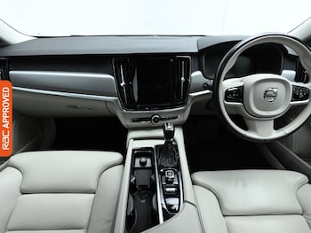 Used Volvo V90 2020 for sale - 75824097: Photo