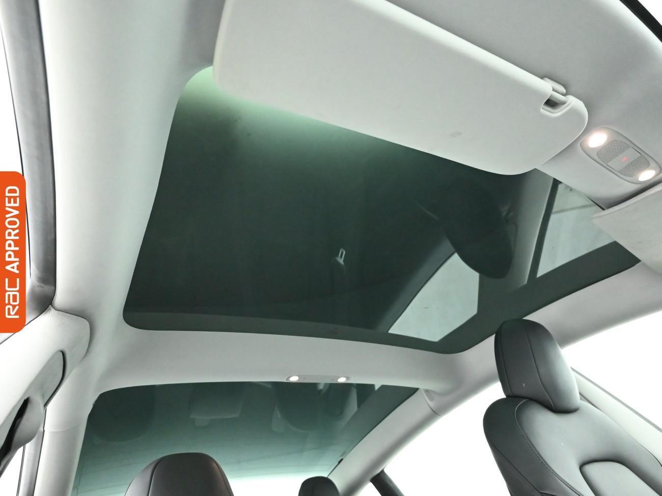 Used Tesla Model 3 2021 for sale - 77477176: Photo 3