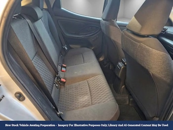Used Toyota Yaris 2021 for sale - 79593379: Photo