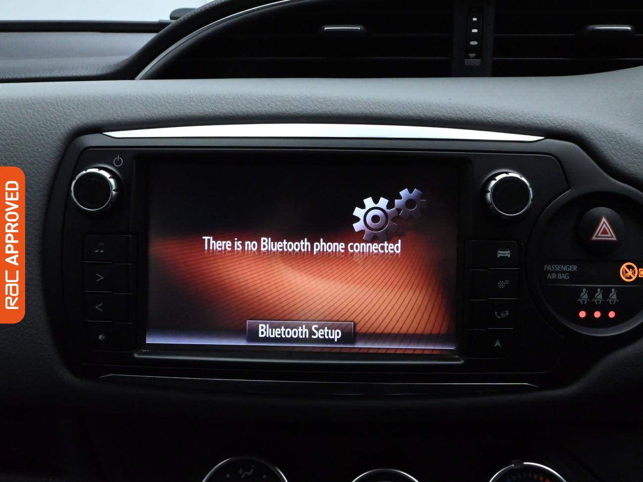 Used Toyota Yaris 2015 for sale - 76330613: Photo 3