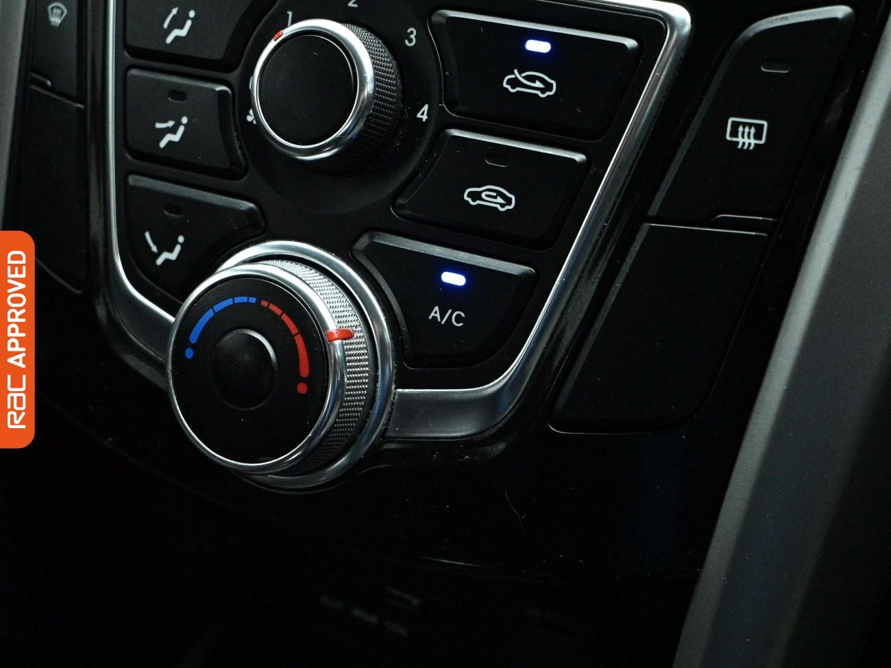 Used Hyundai i30 2015 for sale - 78077306: Photo 14