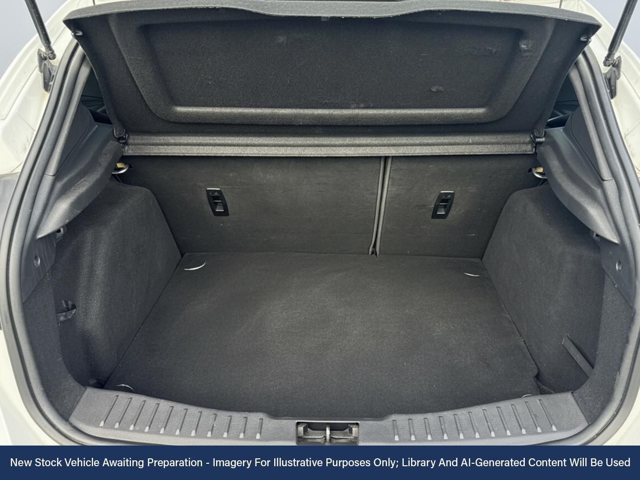 Used Ford Focus 2017 for sale - 76892455: Photo 7