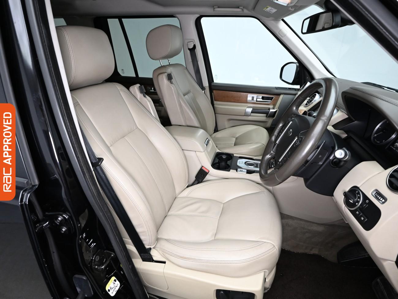 Used Land Rover Discovery 4 2015 for sale - 76316276: Photo 11