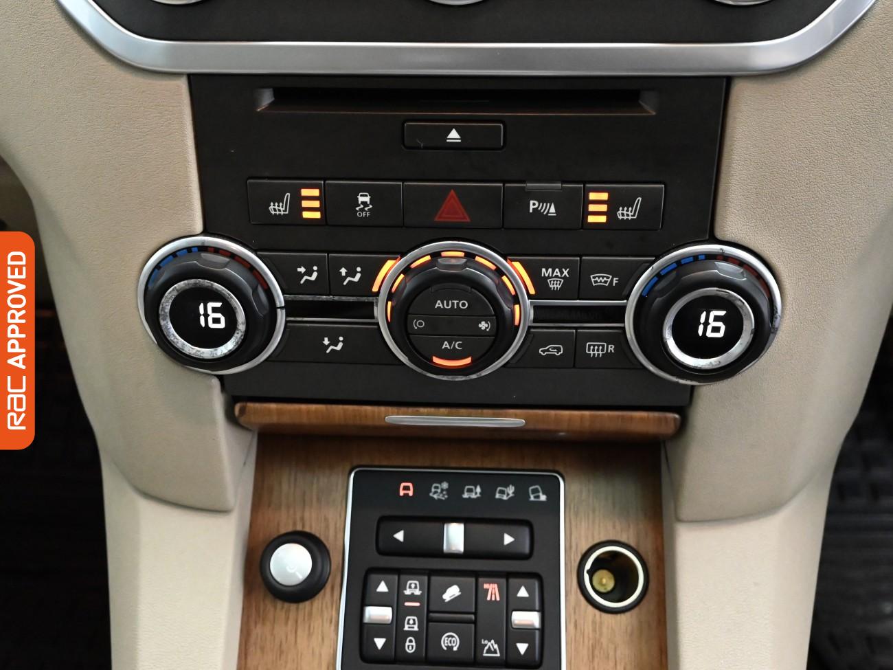 Used Land Rover Discovery 4 2015 for sale - 76316276: Photo 19