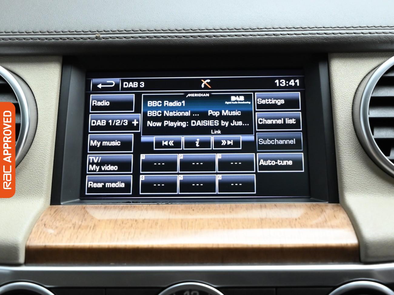 Used Land Rover Discovery 4 2015 for sale - 76316276: Photo 29