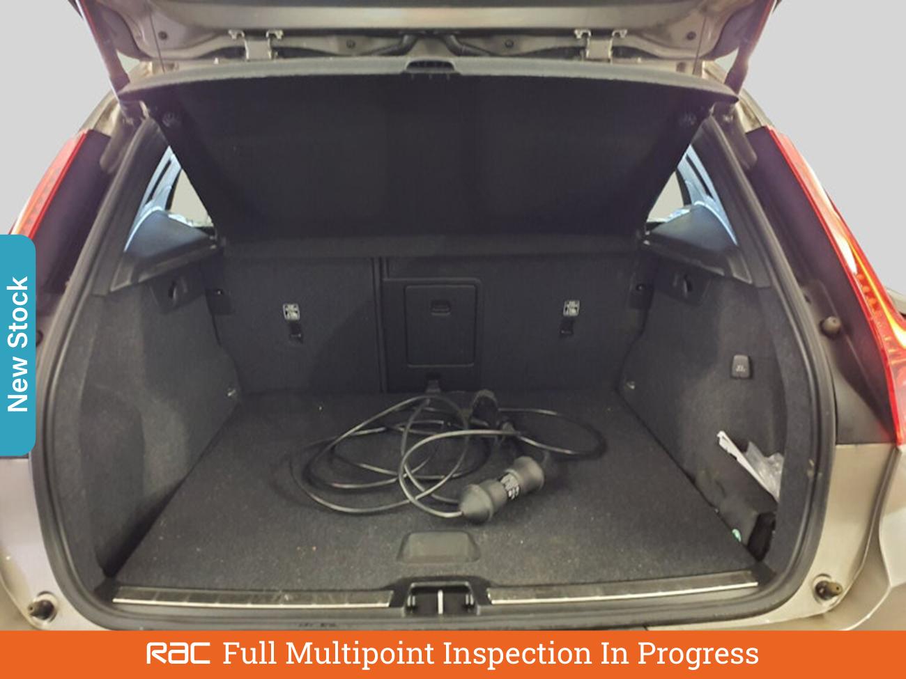 Used Volvo XC40 2021 for sale - 76088361: Photo 7