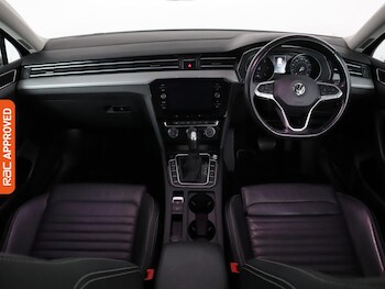 Used Volkswagen Passat 2020 for sale - 75480850: Photo