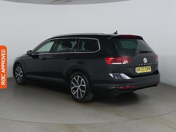Used Volkswagen Passat 2020 for sale - 75480850: Photo