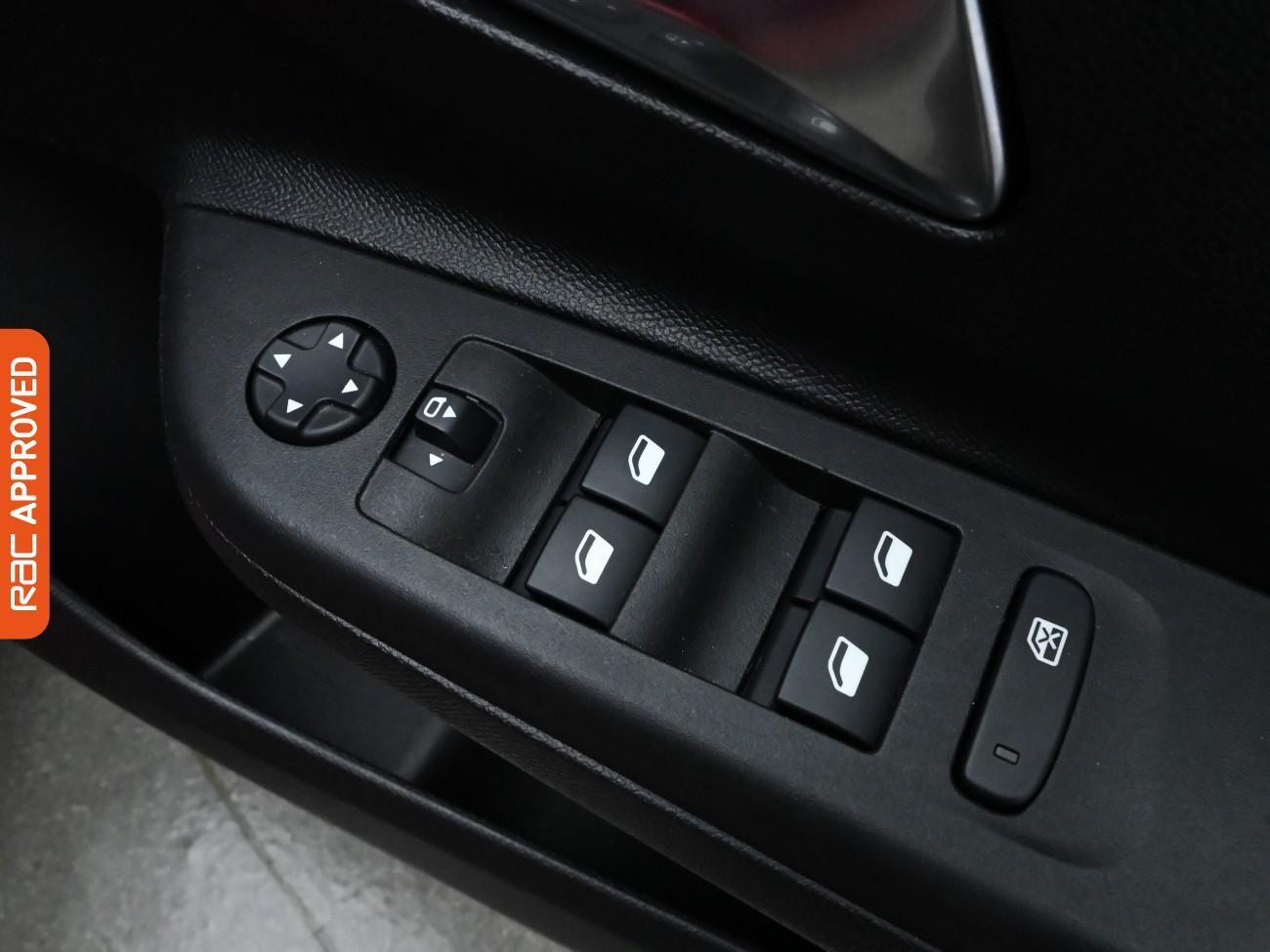 Used Vauxhall Corsa 2021 for sale - 76115151: Photo 25