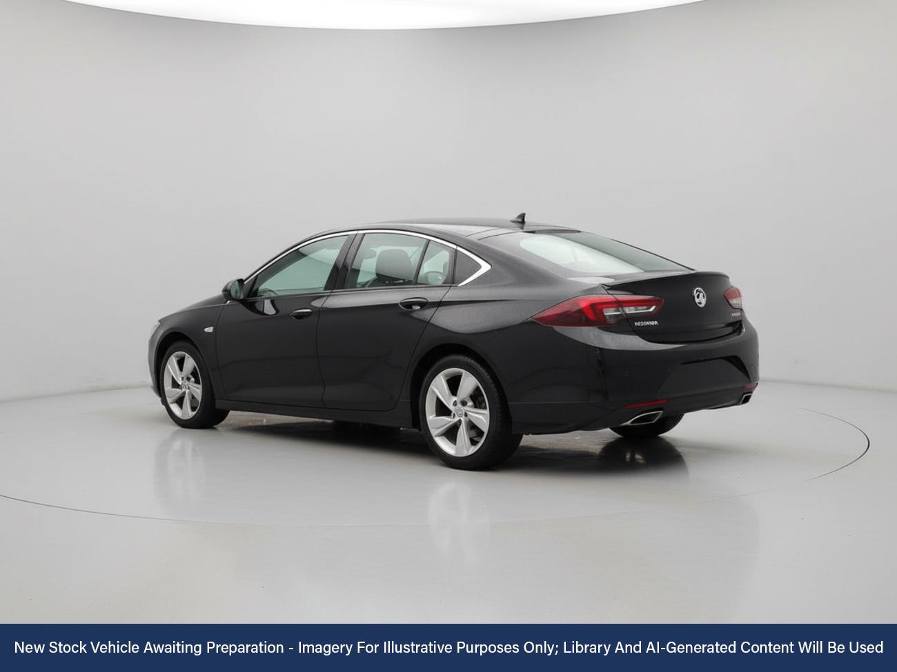 Used Vauxhall Insignia 2018 for sale - 76411628: Photo 2