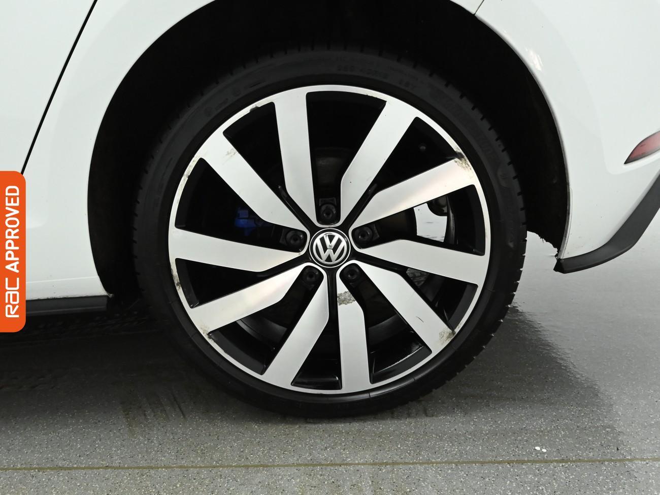 Used Volkswagen Golf 2020 for sale - 77286911: Photo 14