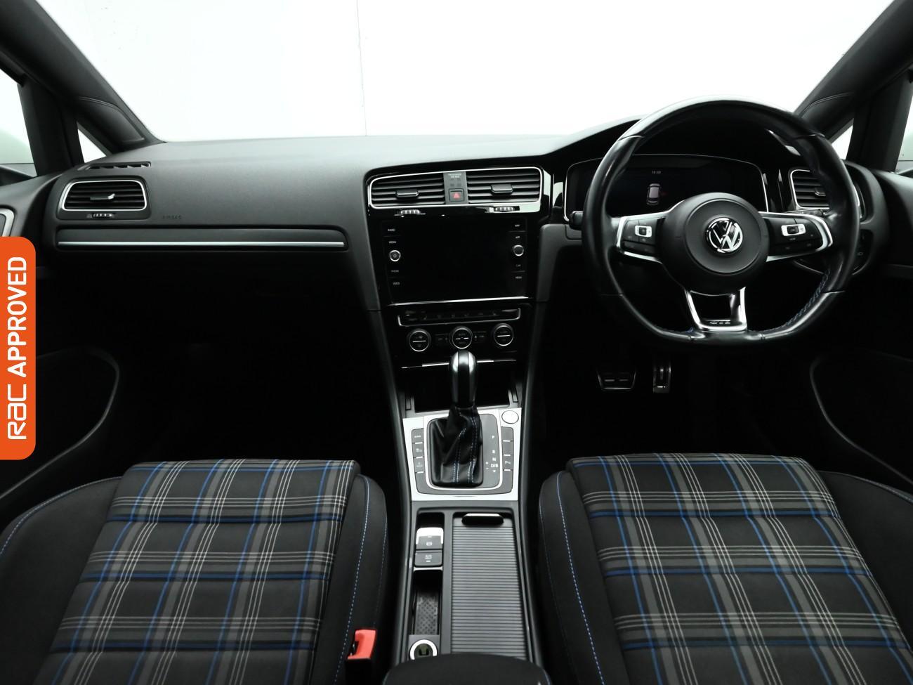 Used Volkswagen Golf 2020 for sale - 77286911: Photo 2
