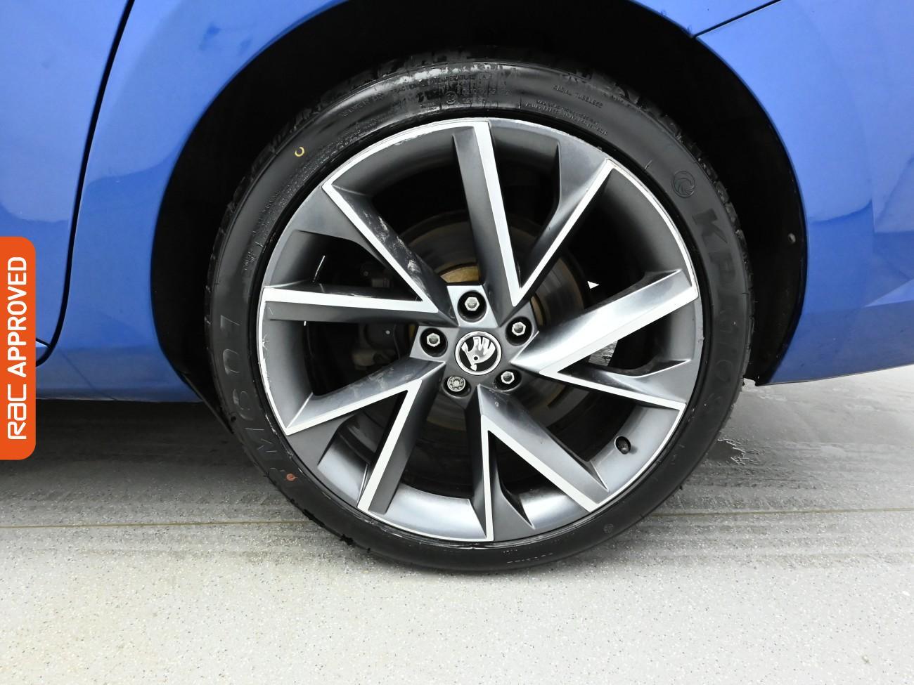 Used Skoda Superb 2019 for sale - 76641789: Photo 14