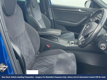 Used Skoda Superb 2019 for sale - 76641789: Photo