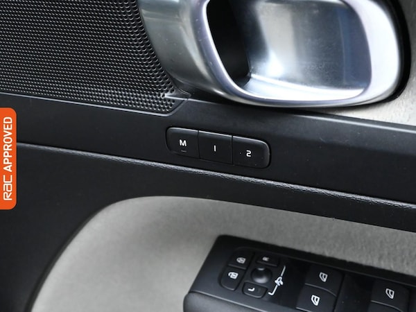 Used Volvo XC40 2020 for sale - 75283869: Photo 21