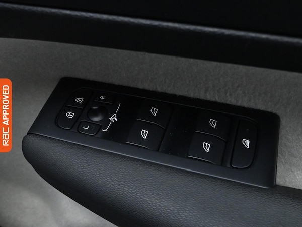 Used Volvo XC40 2020 for sale - 75283869: Photo 26