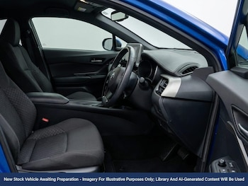 Used Toyota C-HR 2022 for sale - 77037436: Photo