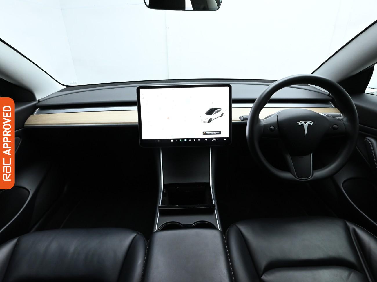 Used Tesla Model 3 2025 for sale - 76554559: Photo 2