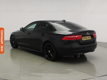 Used Jaguar XE 2016 for sale - 77194886: Photo