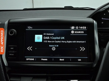 Used Peugeot 2008 2018 for sale - 78352284: Photo